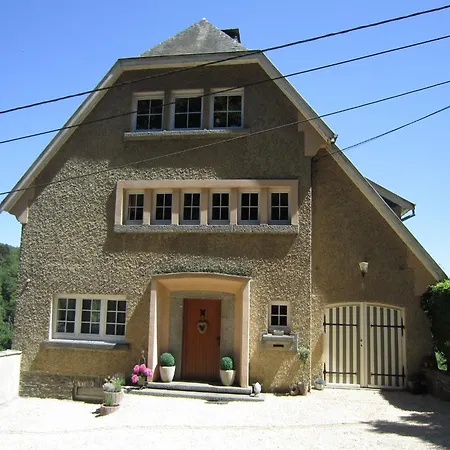 Charming House With View Of The Castle Semesterbostad