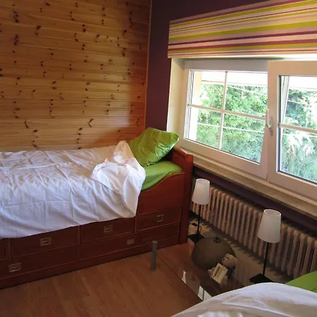 Charming House With View Of The Castle 펜션 부용